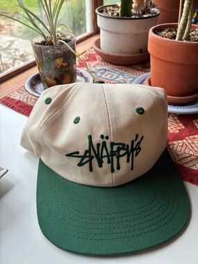 Canvas Two-Tone Snapback Hat in Cream and Green